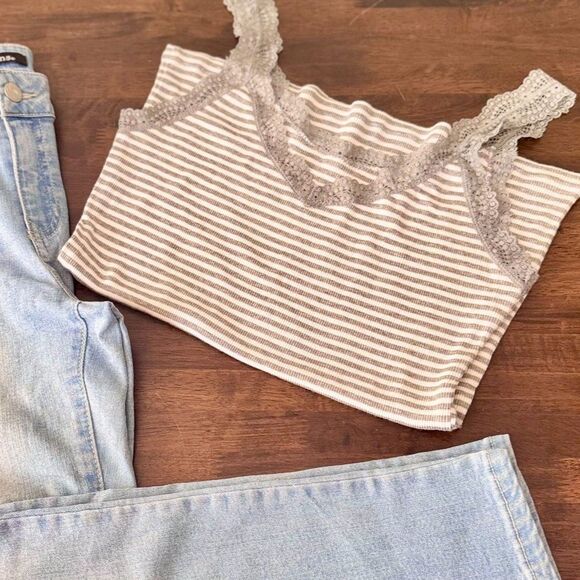 Gray & White Striped Ribbed Lace Trim Cami Tank Top – Cottagecore Y2K Style  M - Picture 1 of 3